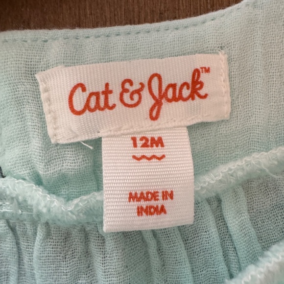 Cat & Jack Ruffle Sleeve Dress - Picture 2 of 2